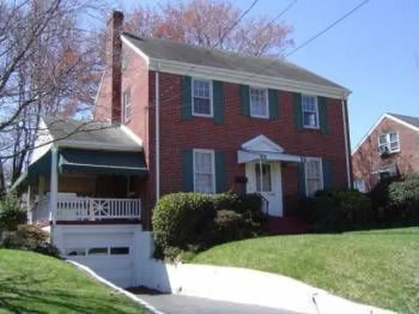 3404 Greenland Ave NW, Roanoke, VA 24012