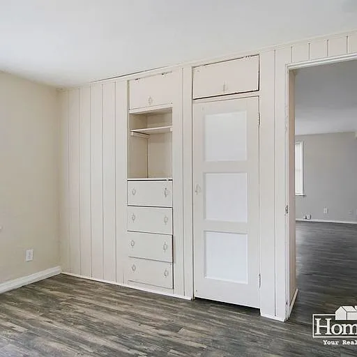 937 Roosevelt St — Photo 9