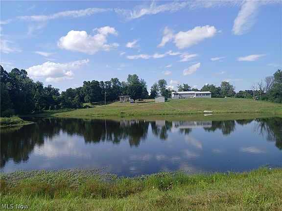 3rd image of 1022 Tullis Rd