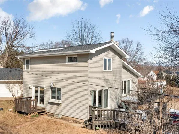 807 Walker St, Woodbine, IA 51579