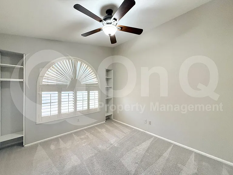 182 W Knox Rd — Photo 19