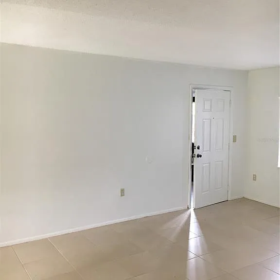 5325 Curry Ford Rd #H101 — Photo 5
