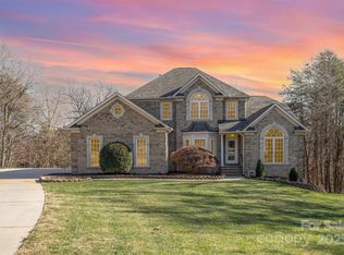 9467 Hester Ct, Harrisburg, NC 28075