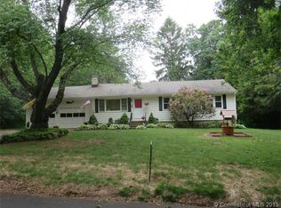 110 Mansur Rd, Hamden, CT 06514