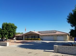 20236 Sahale Rd, Apple Valley, CA 92307