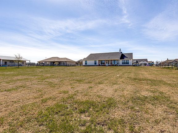 4th image of 110 Ridgetop Trl