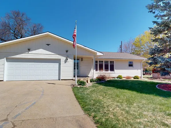 1008 W Columbia St, Albion, NE 68620