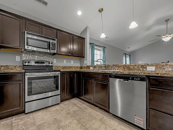 2nd image of 161 Sutton Place Blvd