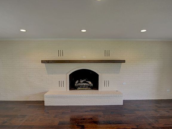 4th image of 243 Fairview Dr