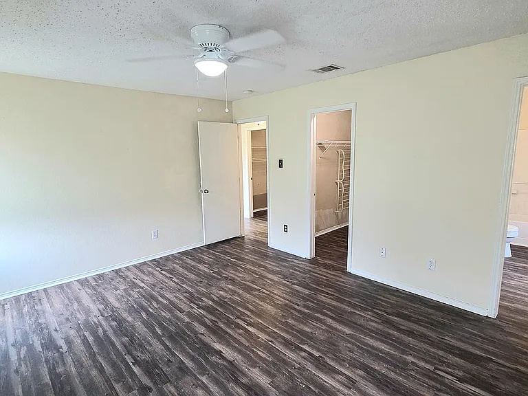8103 Zephyr Ct — Photo 14