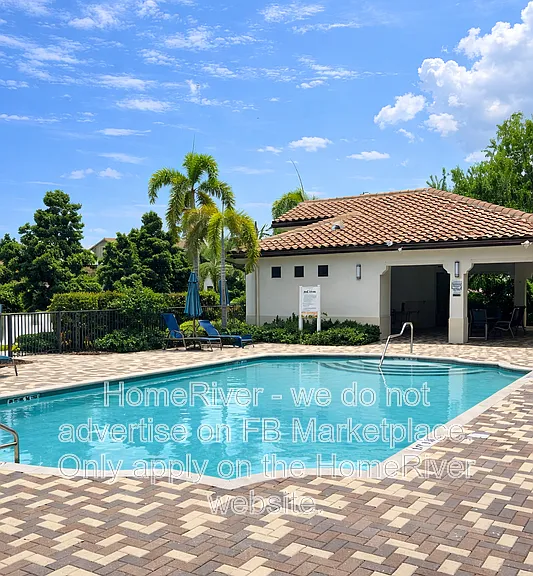 8744 Madrid Cir — Photo 2