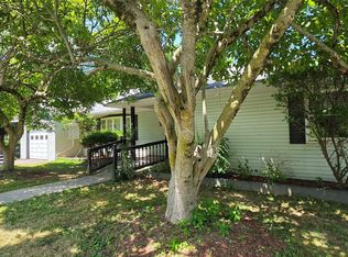 13 3rd St, Fallsburg, NY 12789