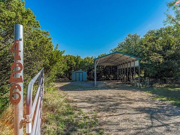 2nd image of 426 County Road 685