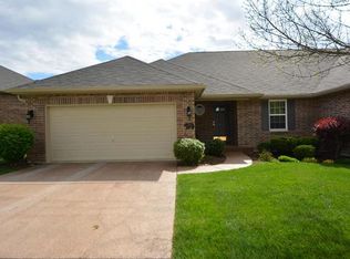 3415 Sun Bear Ct, Wentzville, MO