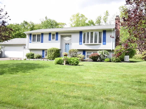 15 Valley Brook Road, Branford, CT 06405