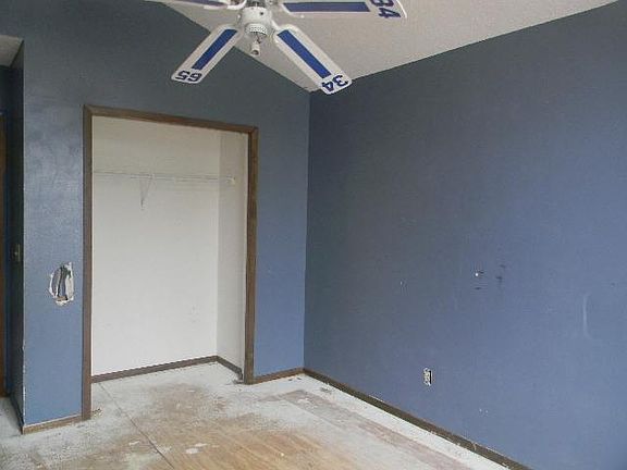 3rd image of 1551 Margarete Crescent Dr