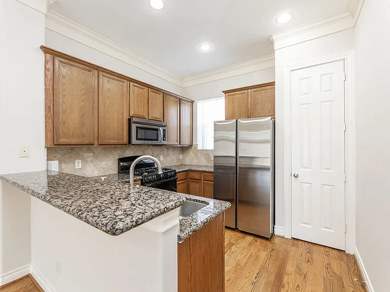 2616 Starboard Point Dr — Photo 20