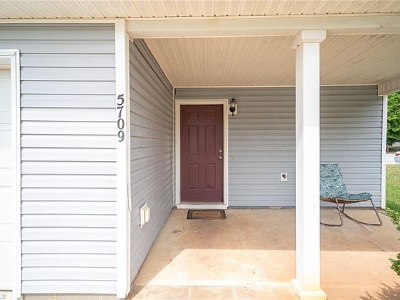 4th image of 5709 Waterpoint Dr