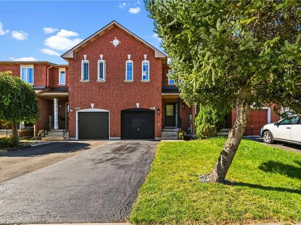 2093 Golden Orchard Trl, Oakville, ON L6M 3W8