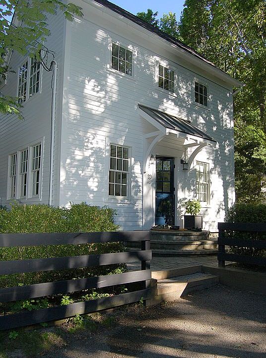 1st image of 10 Hildreth St