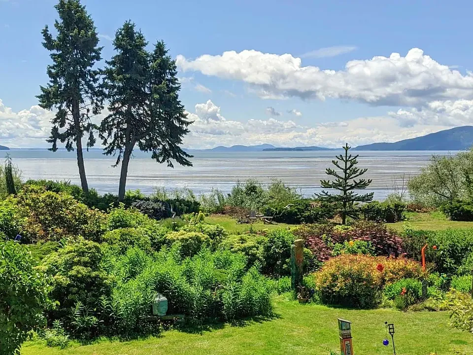 3805 Marine Way