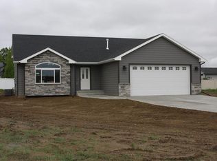 690 Lake Hills Pl, Billings, MT 59105