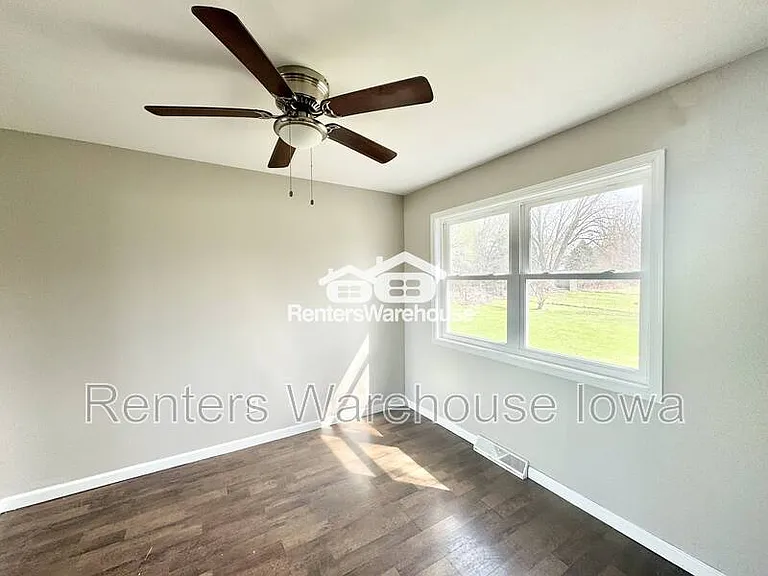 4924 Madison Ave — Photo 9