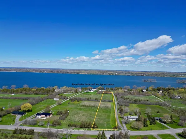 84 Grays Ln, Prince Edward County, ON K0K 1P0
