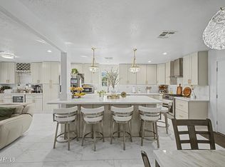 3201 W WILLOW Avenue, Phoenix, AZ 85029