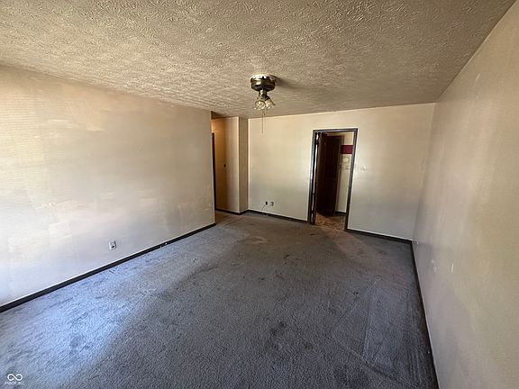 3rd image of 5330 Yucatan Dr