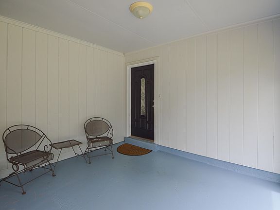 2nd image of 509 Cottonwood Dr