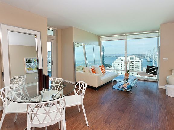 2nd image of 425 1st St Unit 2208
