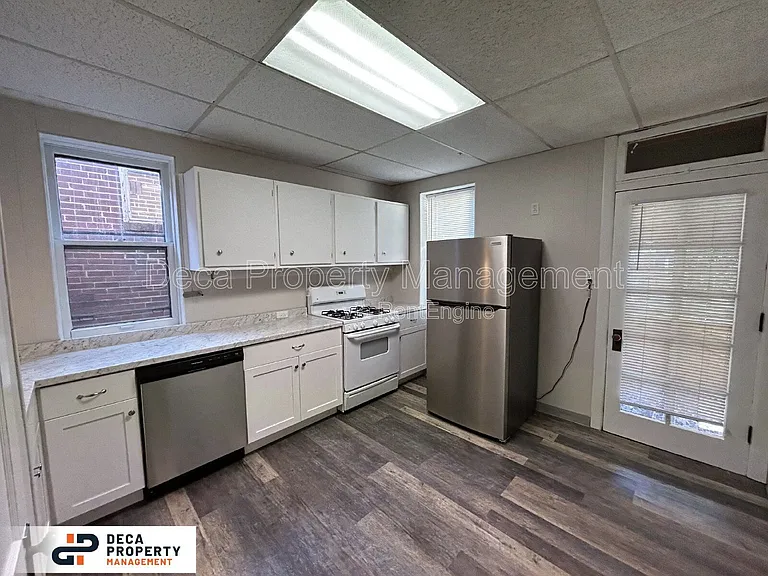 3228 Liberty St #2F — Photo 6