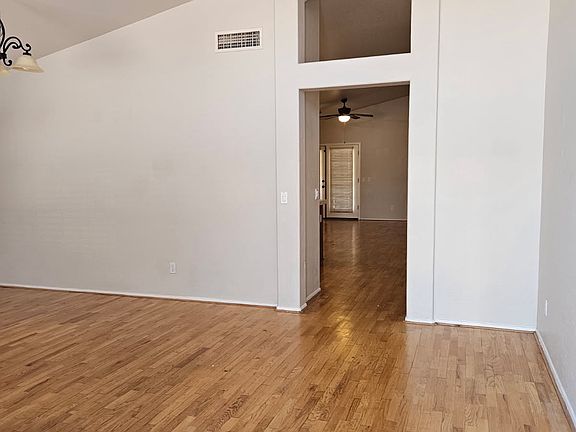 4th image of 4135 W Dublin St