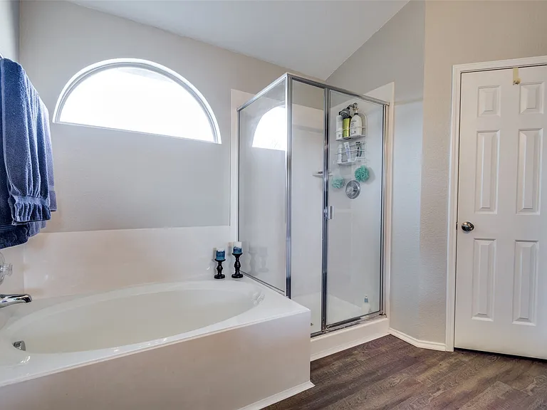 1900 Juniper Dr — Photo 19