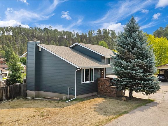 3rd image of 4511 Steamboat Cir