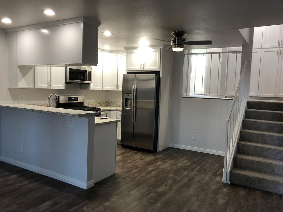 1st image of 321 8th St APT 5