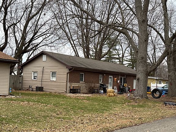 3rd image of 2344 Idaho St