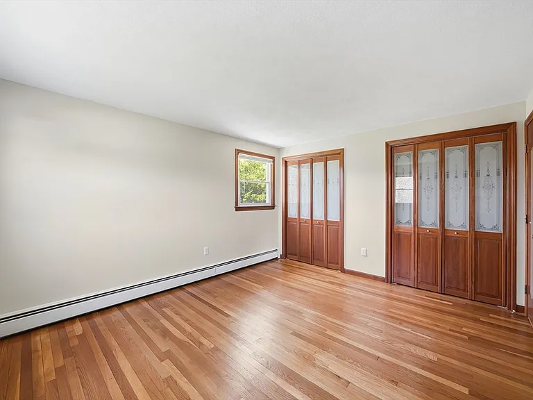 6 Belmont Rd — Photo 28