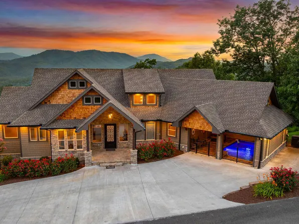 3222 Laurel Cove Trl, Sevierville, TN 37862