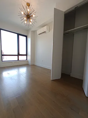 Rented by City Vista Inc | media 29