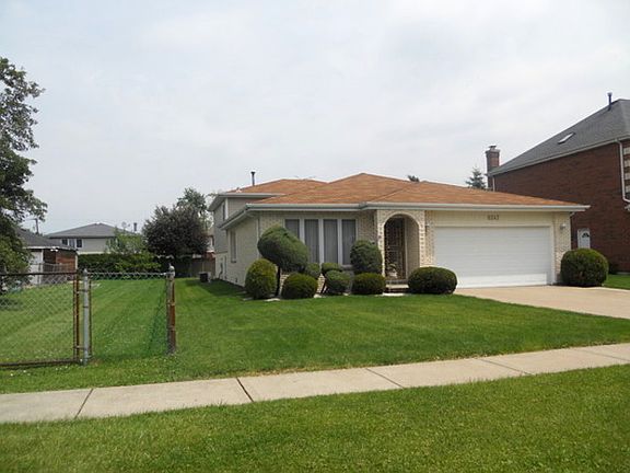 2nd image of 8247 Natoma Ave