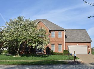 10700 Eagle Crossing Dr, Evansville, IN 47725