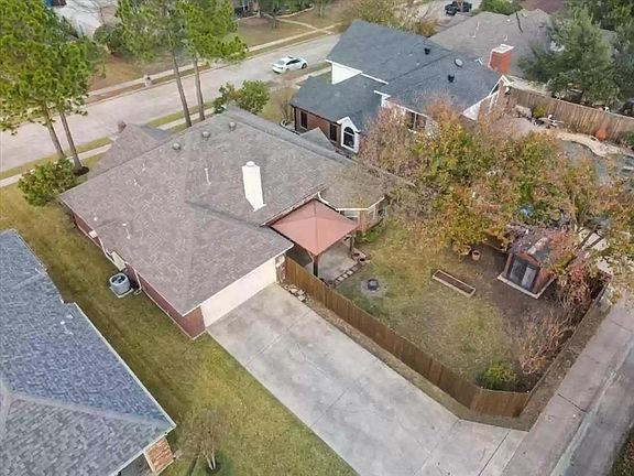 2nd image of 1642 Glenmore Dr