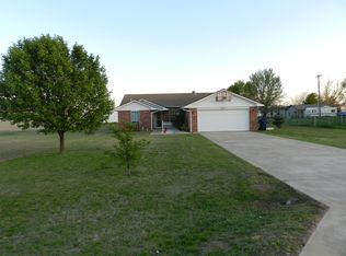 621 E Broadway, Kremlin, OK 73753