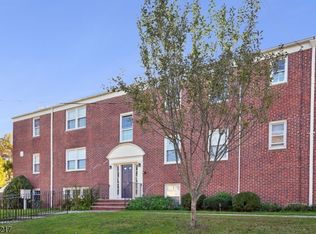 390 Morris Ave APT 35, Summit, NJ 07901