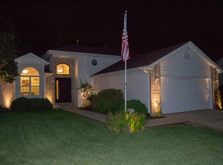 522 Quail Dr, Hobart, IN 46342