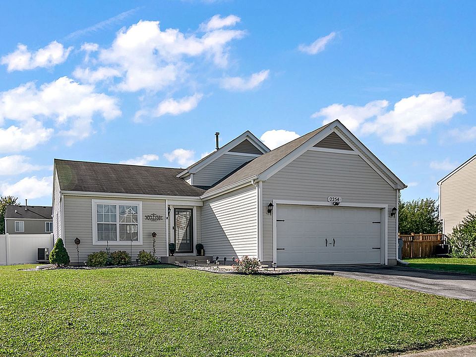 1st image of 2254 Monarch St