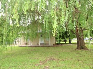 701 E 8th St, Holdenville, OK 74848