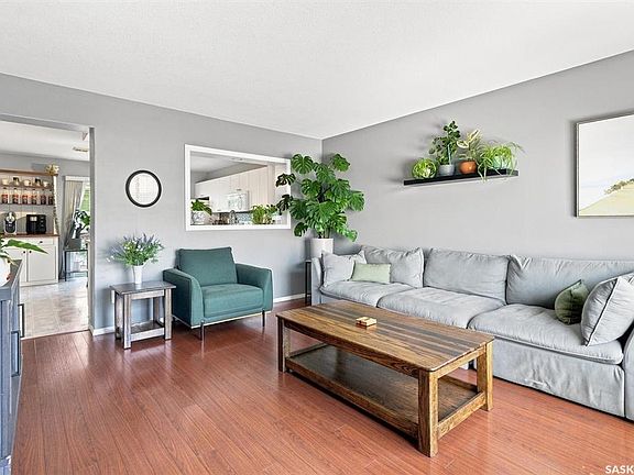 4th image of UNIT 124-663 Beckett CRESCENT